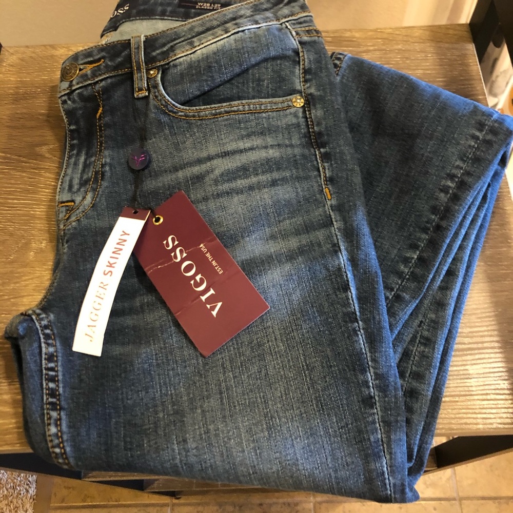 *NEW W TAGS* skinny jeans